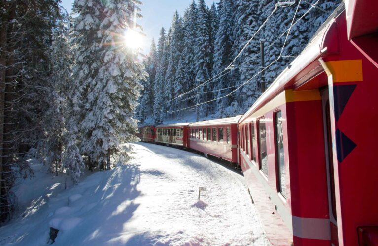 Zug bei Arosa im Winter