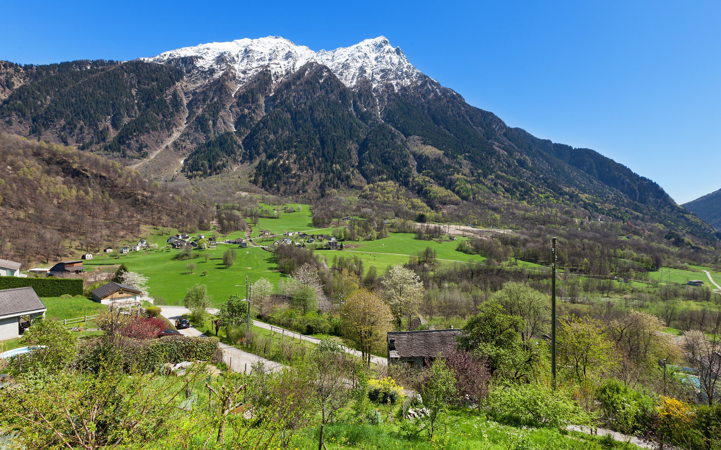 Val Blenio – Greinaebene – Val Lumnezia