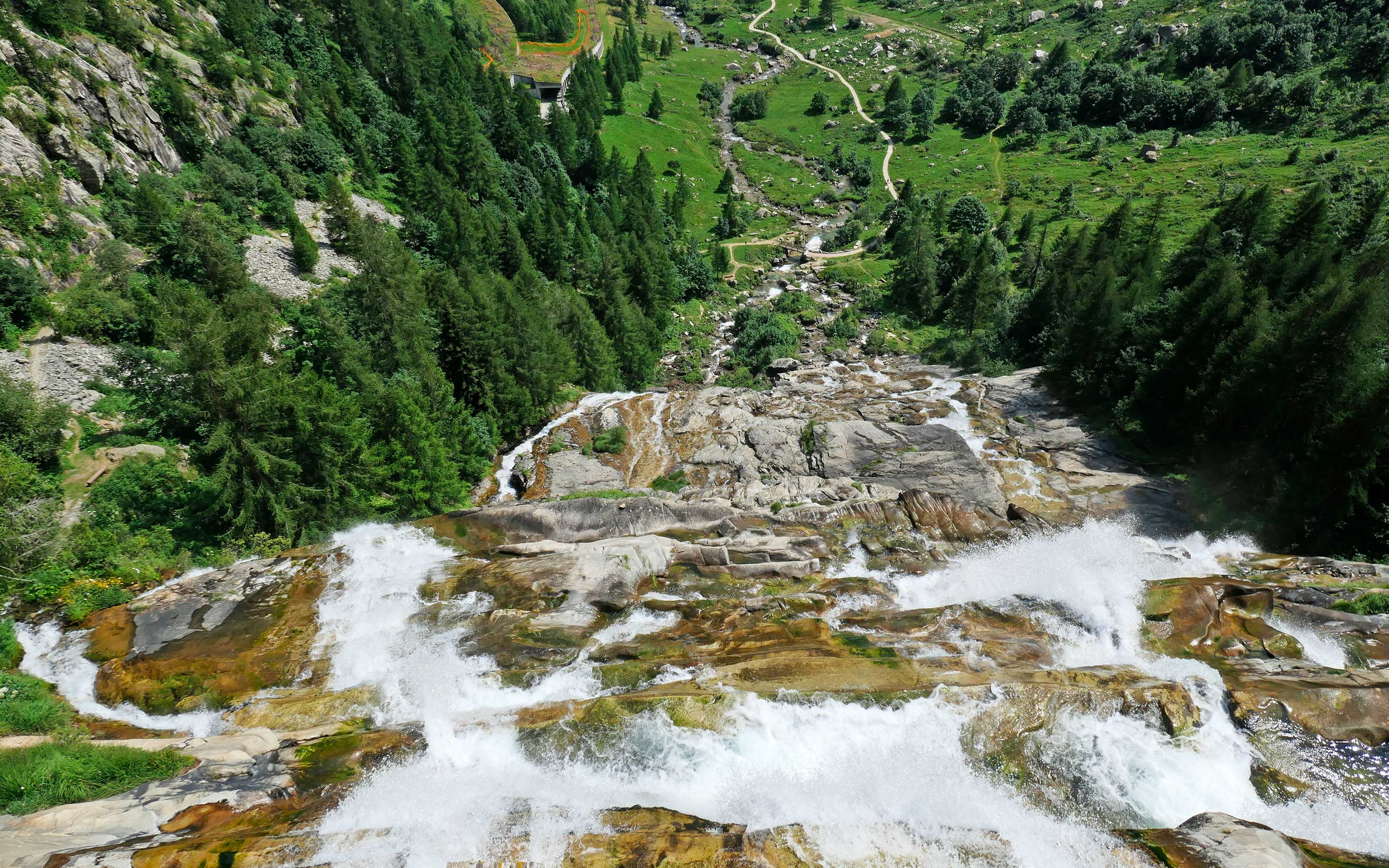 val-formazza-wanderferien-gruppe-gefuehrt-header-2-cascata-del-Toce