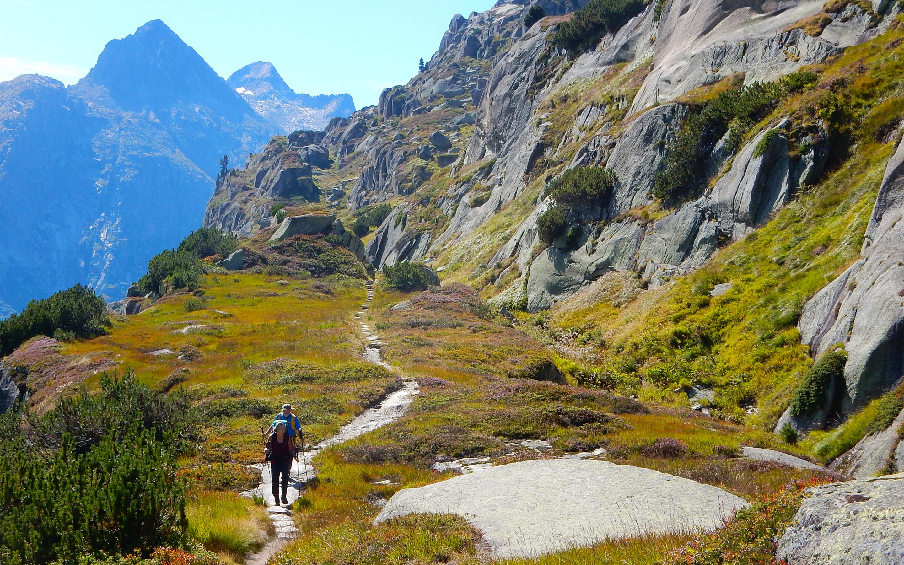 Naturschoenheiten-grimsel-schweiz-gruppe-gefuehrt-header-1_2880x1800px_web