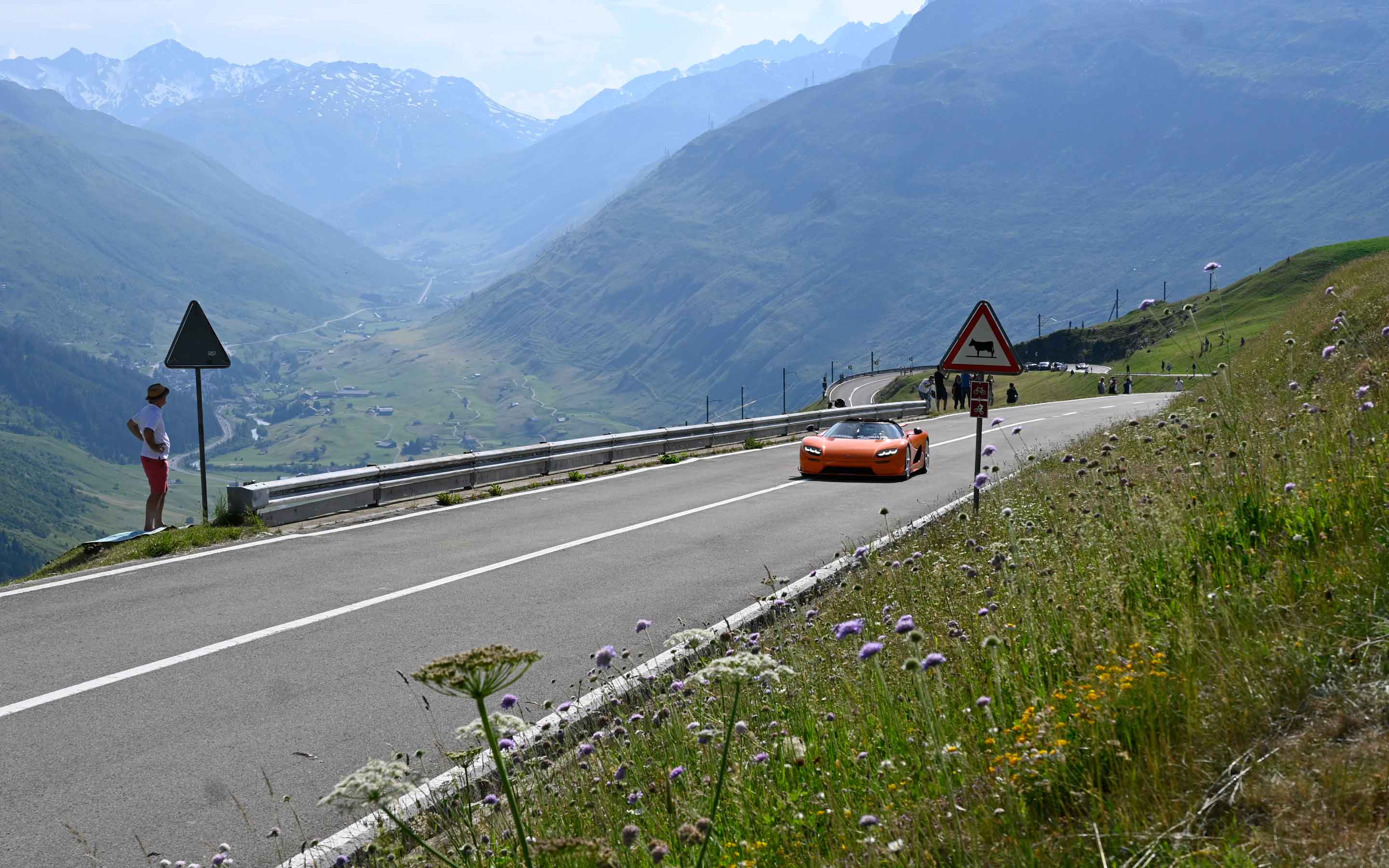 Teufelsstein_Sportwagen_Oberalppass_1_web